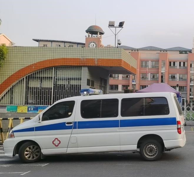 晋州救护车出租护送骨折病人一公里多少钱